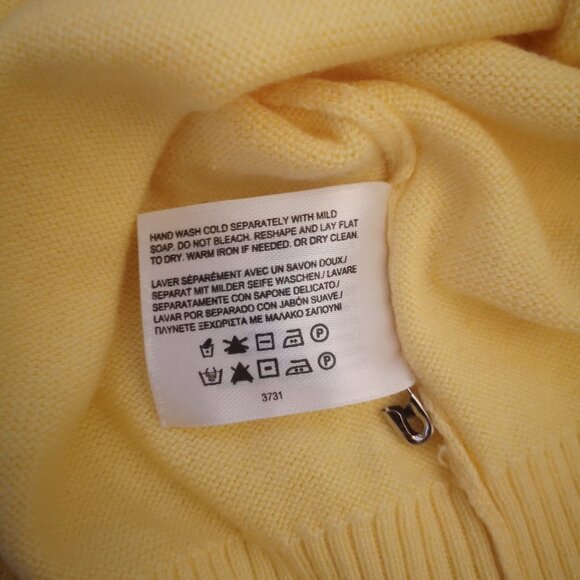 Brooks Brothers Men's Size XL Yellow Lightweight V-neck Sweater - Picture 6 of 9
